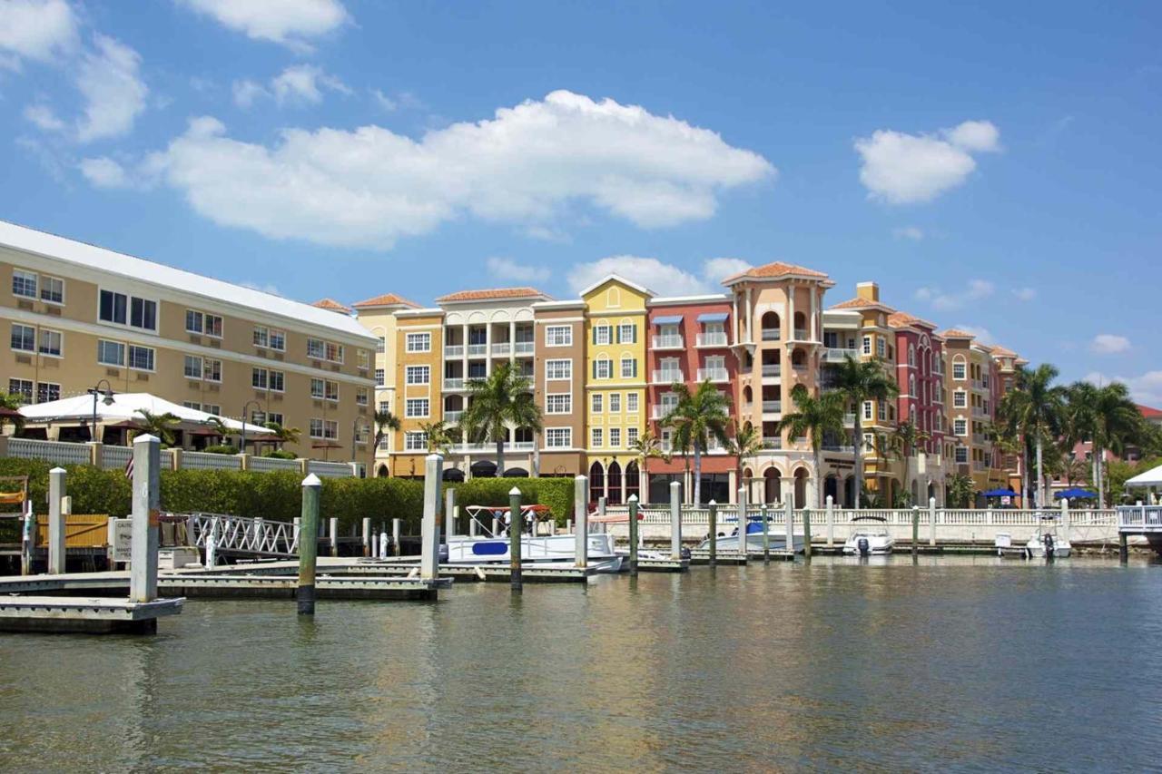 Falling Waters North North Naples Extérieur photo